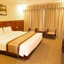 Vinh Plaza Hotel,位于荣市的酒店