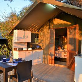 Muchenje self-catering Tents，位于Muchenje的酒店