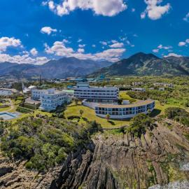 THE HOTEL YAKUSHIMA ocean & forest，位于屋久岛的酒店