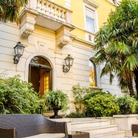 Hotel Rovereto，位于罗韦雷托的酒店