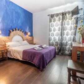 Hosteria Tierrallana by Juypehotel，位于El Provencio的酒店