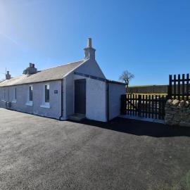 Bruxie Holiday Cottages - Honeysuckle Cottage，位于Maud的酒店