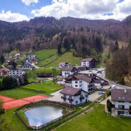 Resort Cheile Gradistei Moieciu，位于米奥修德萨斯的酒店