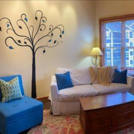 'The Treehouse' at Snowshoe - Village & Slope View，位于斯诺肖的酒店