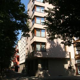 Lazensky Hotel Park，位于波杰布拉迪的酒店