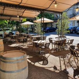 Hôtel Restaurant La Promenade,位于屈埃尔西地区古尔东的酒店