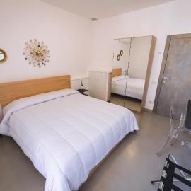 LOCANDA Roma sleep & food，位于多诺然蒂克的酒店