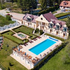 Sunčani Breg Apartments Vrdnik，位于维尔蒂尼克的酒店