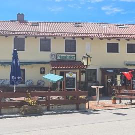 Manthaler，位于施坦贝尔格湖畔贝格的酒店