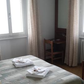 PET FRIENDLY HOTEL MIRABEAU
