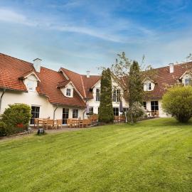 Ferienhof Homann Sauerland，位于布里隆的酒店