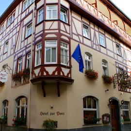 Hotel zur Post，位于巴哈拉赫的酒店