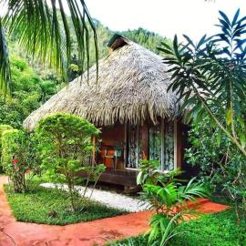 HUAHINE - Bungalow Opuhi，位于法勒的酒店