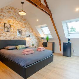Studios Neufs -Tout Confort - Lorient Centre，位于洛里昂的酒店