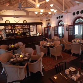 Royal Bar & Hotel