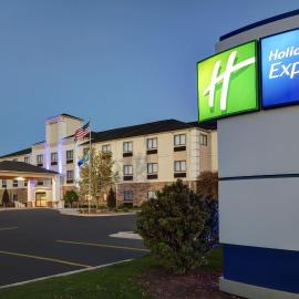 Holiday Inn Express Adrian by IHG,位于Adrian的酒店