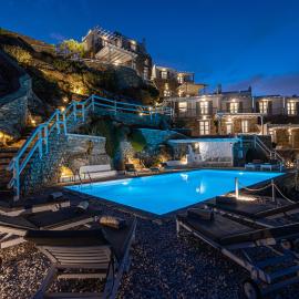 Villa Thelgo Mykonos，位于萨鲁的酒店