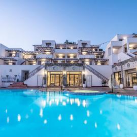 Elementa Boutique Hotel - Adults Friendly，位于亚力卡瓦克的酒店