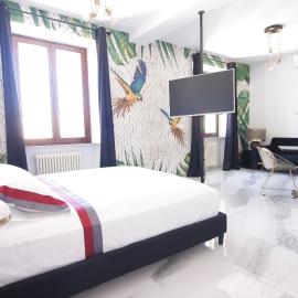 AN Deluxe Suites，位于安科纳的酒店