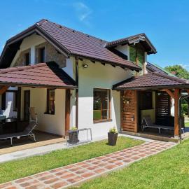 Apartmani Jovanovic，位于佩鲁恰茨的酒店