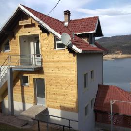 Tara lake apartments,位于Jevtići的酒店