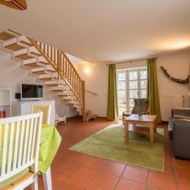 Feriendorf Rugana - Komfort Appartement mit 2 Schlafzimmern und Terrasse A01，位于德兰斯克的酒店