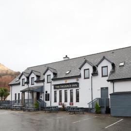 Tailrace Inn,位于金洛赫利文的酒店