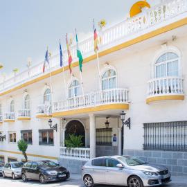 Hotel Hidalgo，位于马尔托斯的酒店