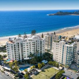 Peninsular Beachfront Resort，位于穆卢拉巴的酒店