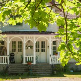 Bo på Bigård Eke Gamla Skola，位于Havdhem的酒店
