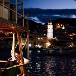 Lovely botel Mala Kate in river Cetina，位于奥米什的酒店
