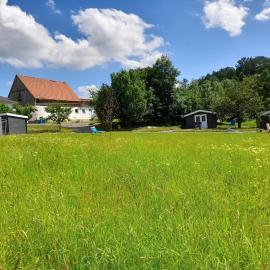 Camping Weides Campinghütten, Stellplätze für Camper, Wohnmobil, eigenes Zelt，位于Küps的酒店