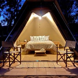 Glamping at Buckland Estate，位于Irishtown的酒店