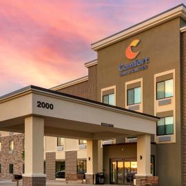 Comfort Inn & Suites North Mankato，位于曼凯托的酒店