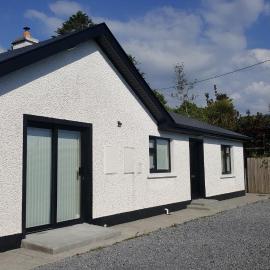 Ashford Villa -Cottage 2，位于康镇的酒店