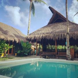 Hiraya Surf Hostel，位于卢纳将军城的酒店