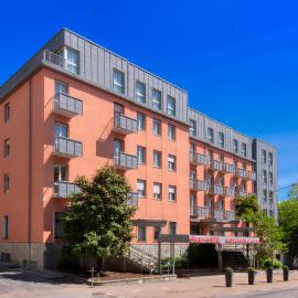B&B HOTELS Park Hotel Mondovì，位于蒙多维的酒店