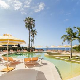 NEXT - by Savoy Signature，位于丰沙尔的酒店