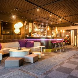 Samantta Hotel & Restaurant，位于豪基普达斯的酒店