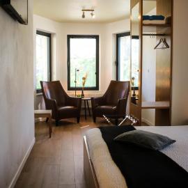 Hotel Gasthof Kapelhof，位于Erpe-Mere的酒店