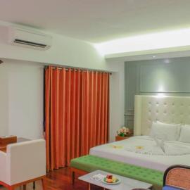 Kyriad Arra Hotel Cepu，位于Cepu的酒店