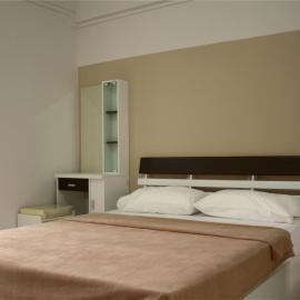 Baanbudsarin Apartment，位于信武里府的酒店