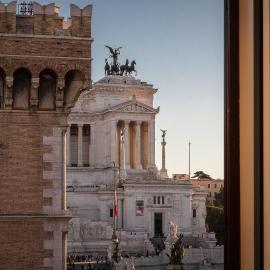 Piazza Venezia White Apartments