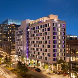 YOTEL Boston,位于波士顿的酒店
