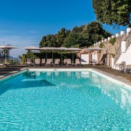 Villa Guinigi Dimora di Epoca Exclusive Residence & Pool，位于卢卡的酒店