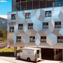 Cubo Sport & Art Hotel，位于蒂罗尔州圣约翰的酒店