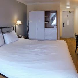 247Hotel，位于奥尔德姆的酒店