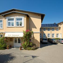 Hotel Sonneneck，位于奥斯特西巴德钦诺维茨的酒店