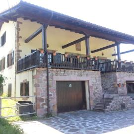 Casa Rural Larraldea，位于埃利松多的酒店