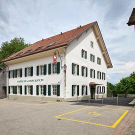 Auberge La Croix-Blanche，位于Gingins的酒店